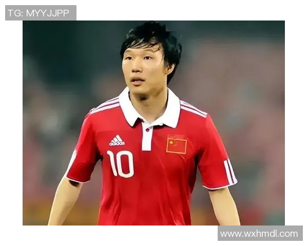 当传奇谢幕足球巨星深情告别昔日战场引无数球迷泪目