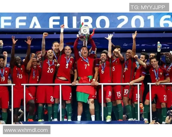 足球场上的20号传奇球星:回顾那些改变历史的伟大人物 足球场上的20号传奇球星:回顾那些改变历史的伟大人物